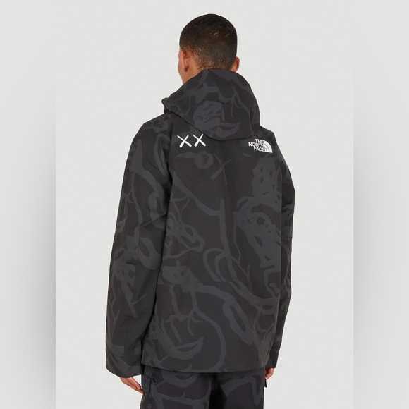 THE NORTH FACE x KAWS Freeride Jacket - Picture 5 of 16